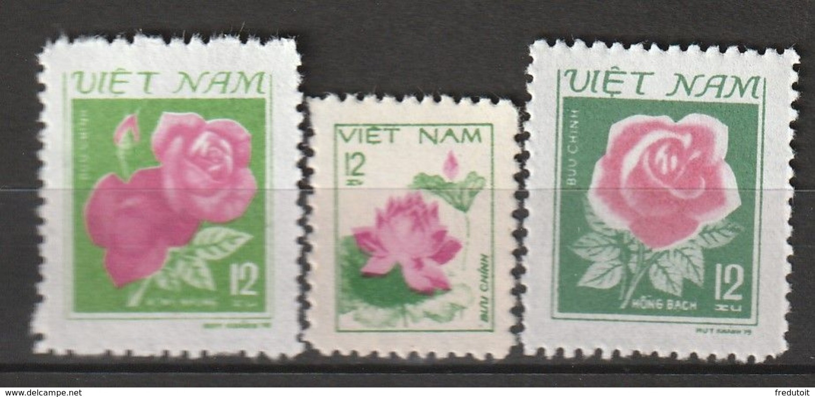 VIETNAM - N°252A/C ** (1980) Fleurs : Roses - Viêt-Nam