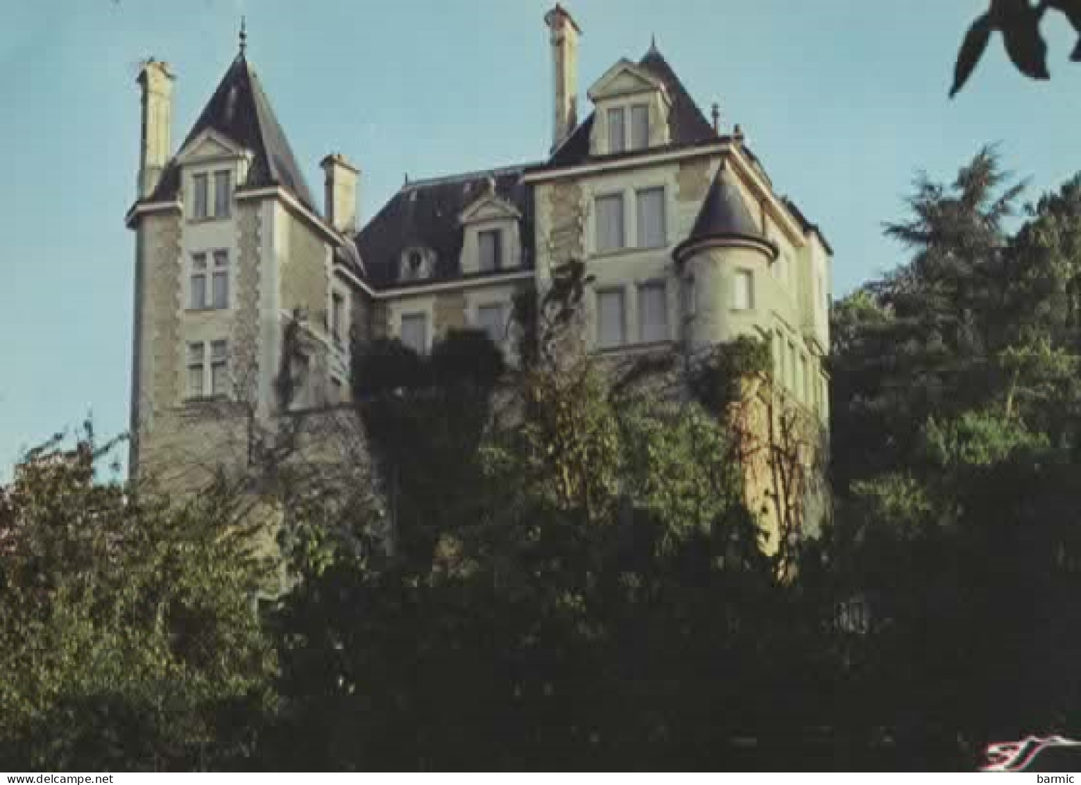 SAINT AMAND MONTROND, LE CHATEAU  COULEUR REF 16405 - Saint-Amand-Montrond