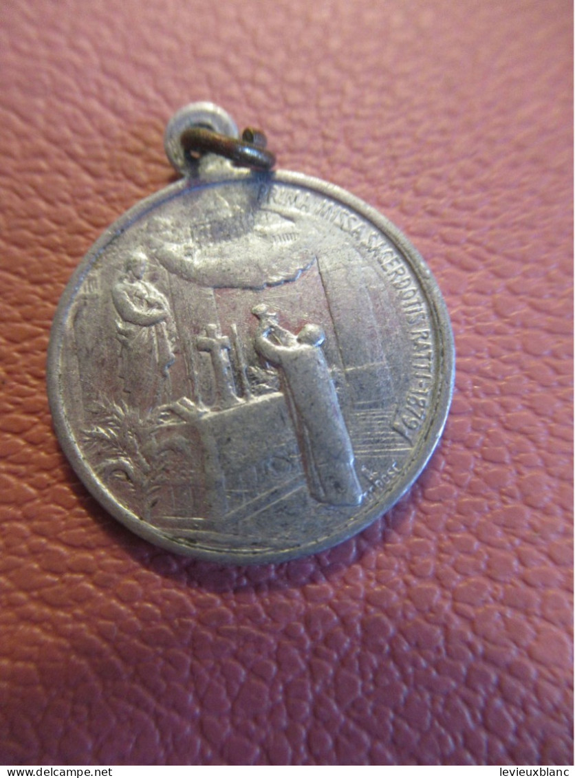Médaille Religieuse Ancienne / Jubilé PIE XI/ Rome/ Début XXéme  /1935          MDR47 - Religion & Esotericism