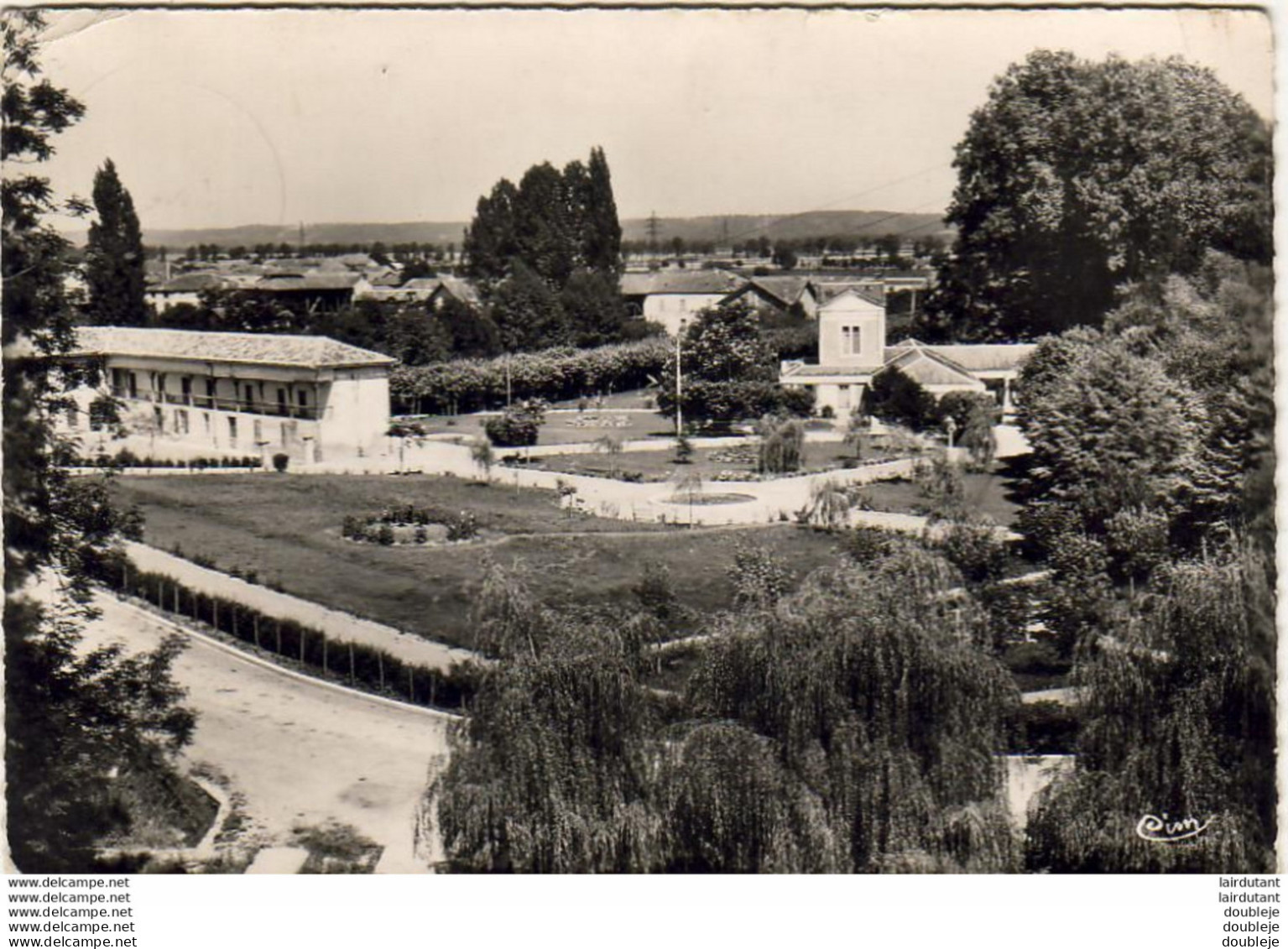 D31  LABARTHE RIVIÈRE  Hôtel Des Thermes Et Jardin  ...  Carte Peu Courante - Autres & Non Classés