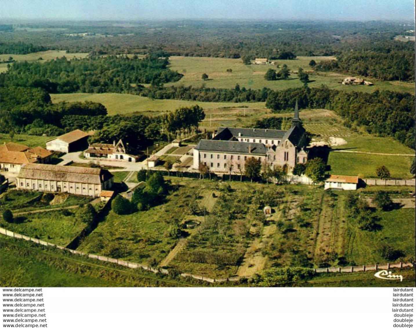 D24  Vue Générale Aérienne Du Monastère De N.D De Bonne Espérance - ECHOURGNAC - Sonstige & Ohne Zuordnung