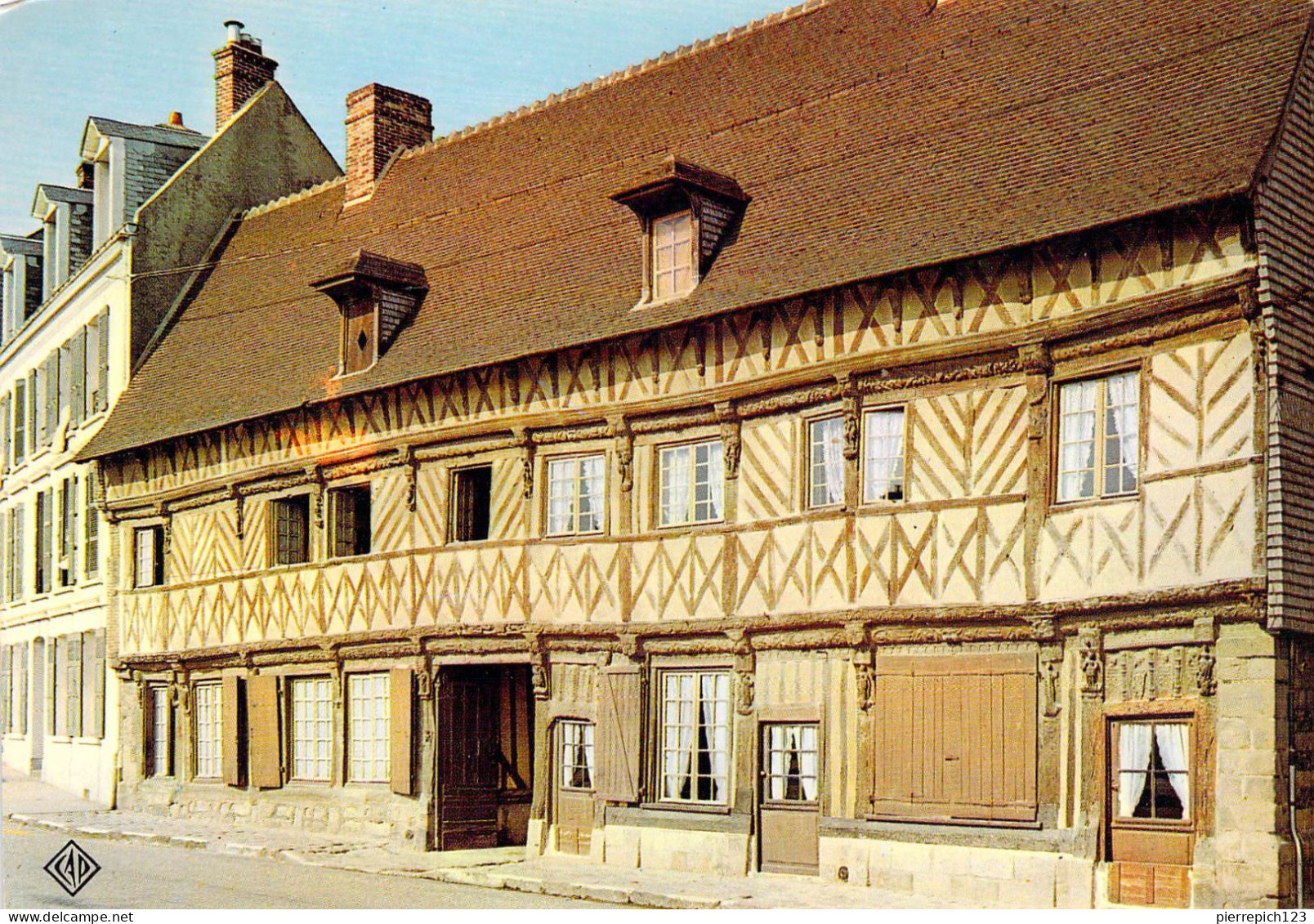 76 - Saint Valéry En Caux - Maison Henri IV - Saint Valery En Caux