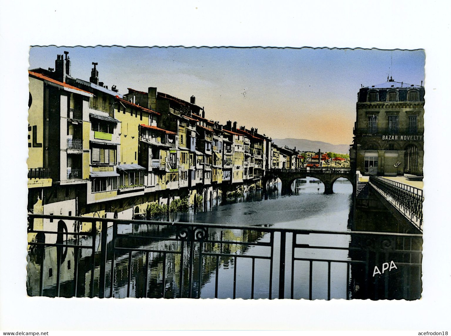 CASTRES - Vieilles Maisons Sur L'Agoût - Castres