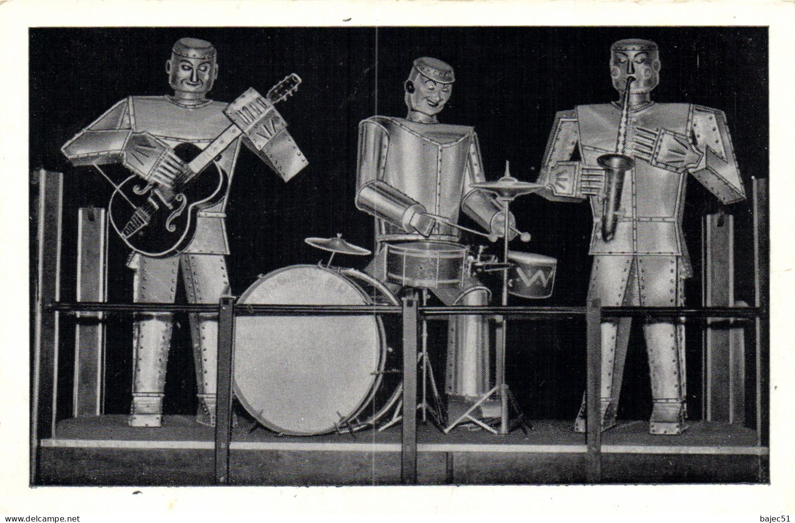 Souvenir Des Robots Musiciens - Magasins Modernes - Reims - Reims