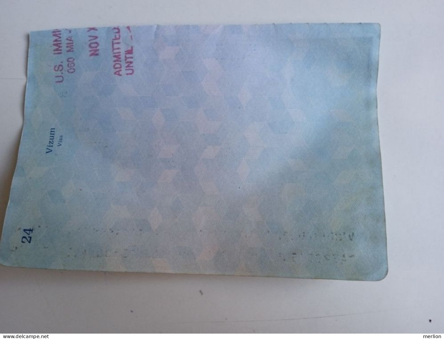 D203030  28  Years Old  USA Visa Removed From An Old Passport 1996 - Historische Documenten