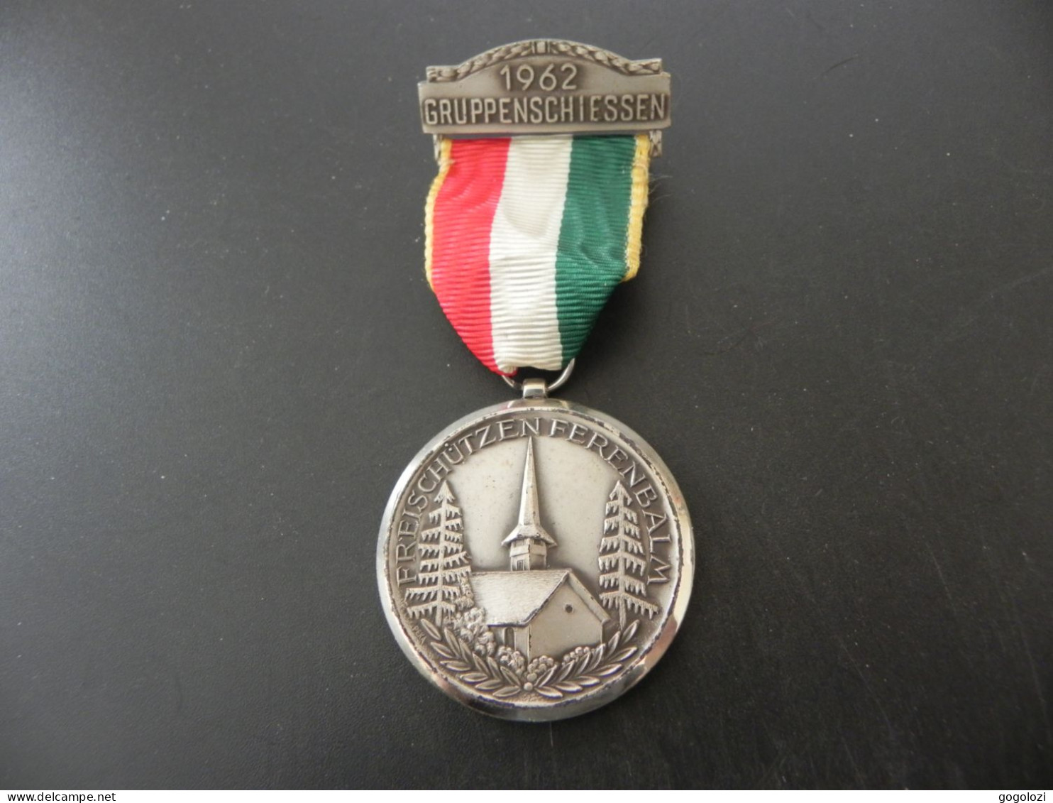 Shooting Medal - Medaille Schweiz Suisse Switzerland - Gruppenschiessen Freischützen Ferenbalm 1962 - Autres & Non Classés