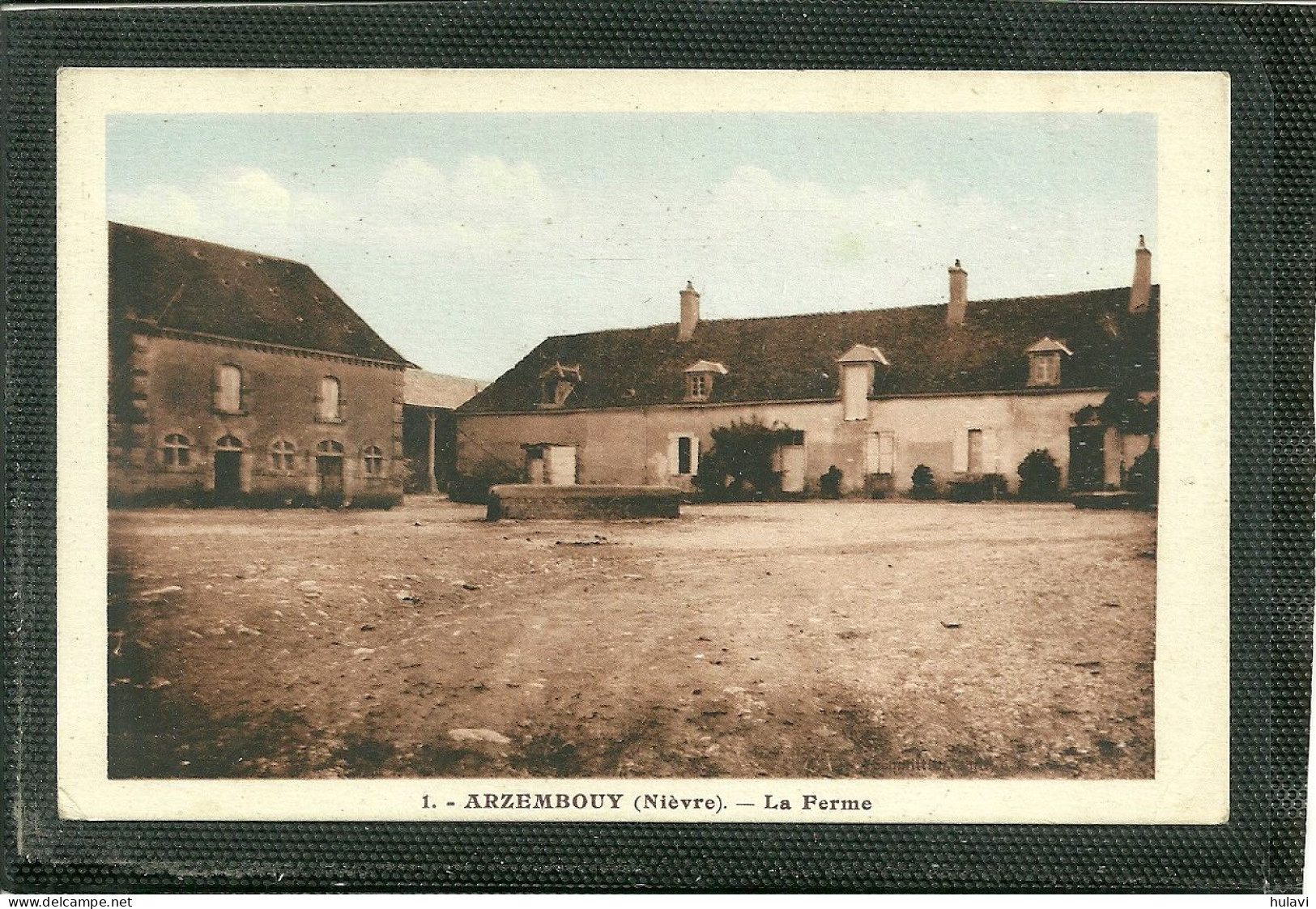 58  ARZEMBOUY - LA FERME (ref 2606) - Autres & Non Classés