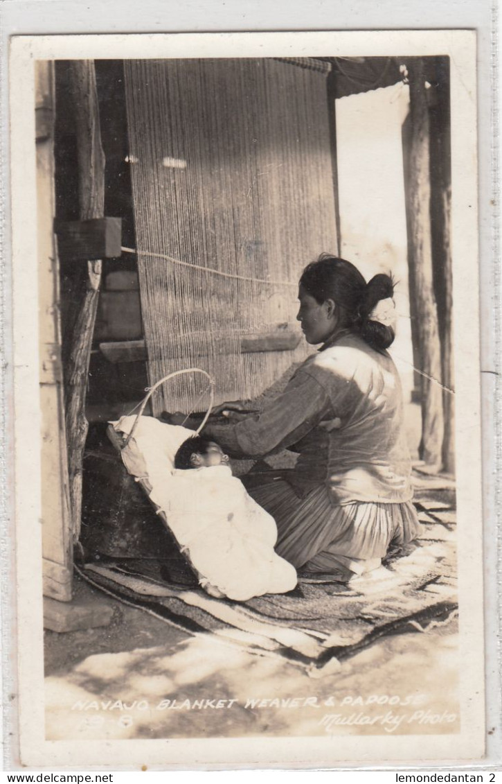 Navajo Blanket Weaver & Papoose. Mullarky Photo. * - Indios De América Del Norte