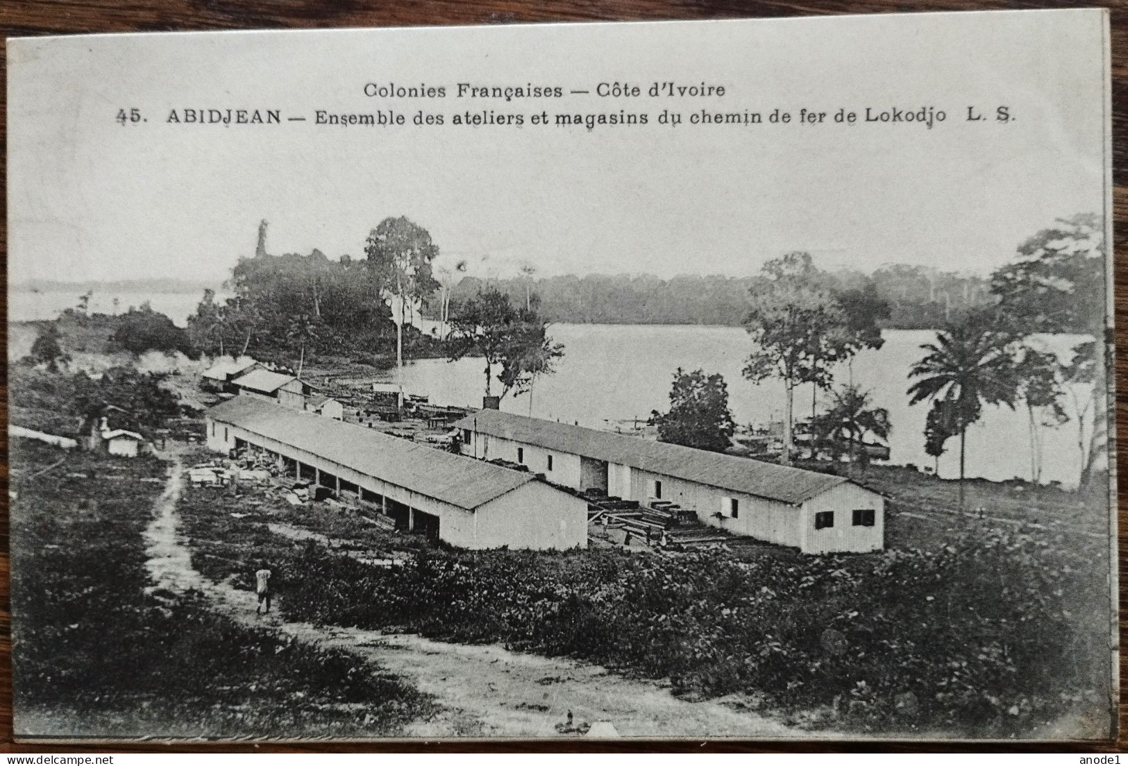 COTE D'IVOIRE-ABIDJEAN- Ensemble Des Ateliers Et Magasins Du Chemin De Fer De Lokodjo-colonies Françaises - Côte-d'Ivoire