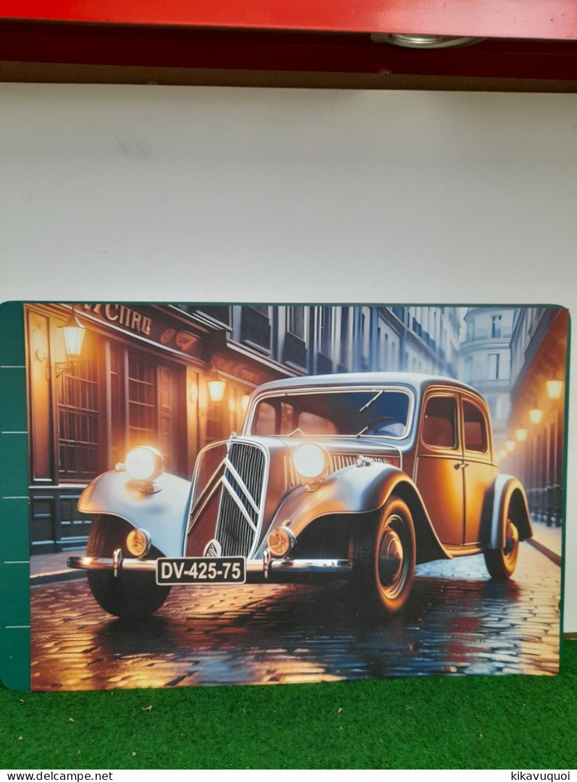 Citroen Traction - Rue Pavees - Affiche Poster - Voitures