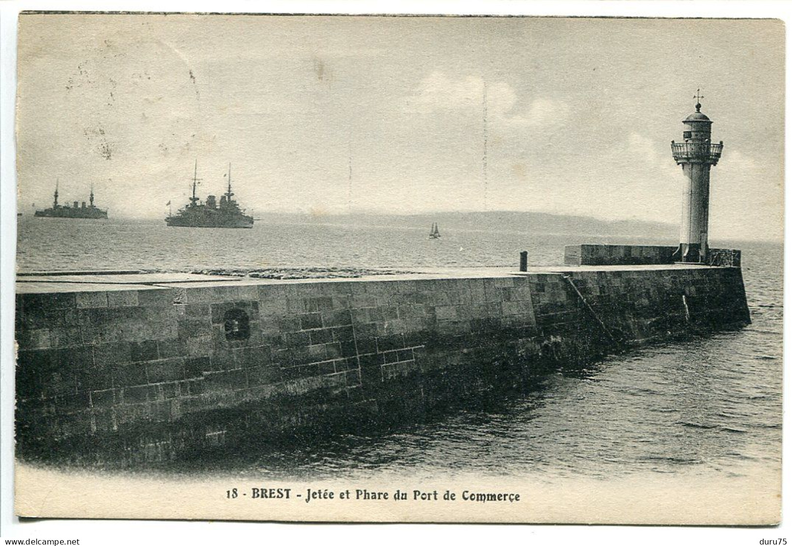 CPA Voyagé 1927 * BREST Jetée Et Phare Du Port De Commerce ( Bateaux Militaires En Mer ) Artaud Nozais Editieur - Brest