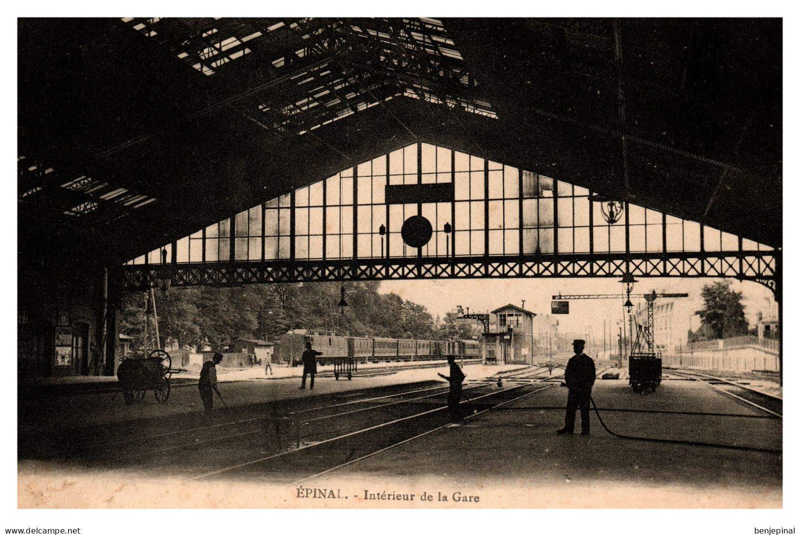 Epinal - Intérieur De La Gare - Epinal
