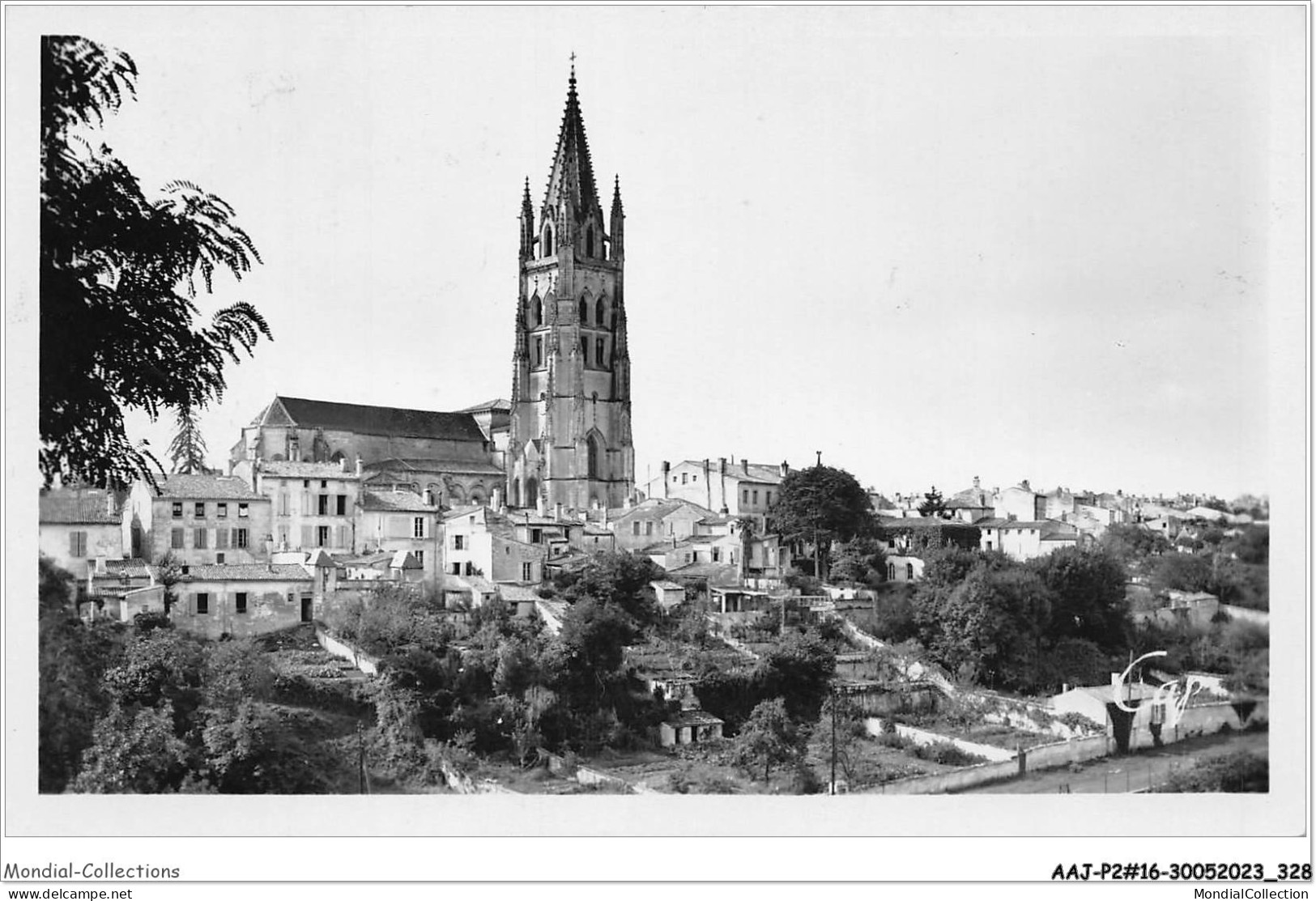 AAJP2-16-0164 - SAINTES - Vue Vers Saint-Eutrope - Saintes