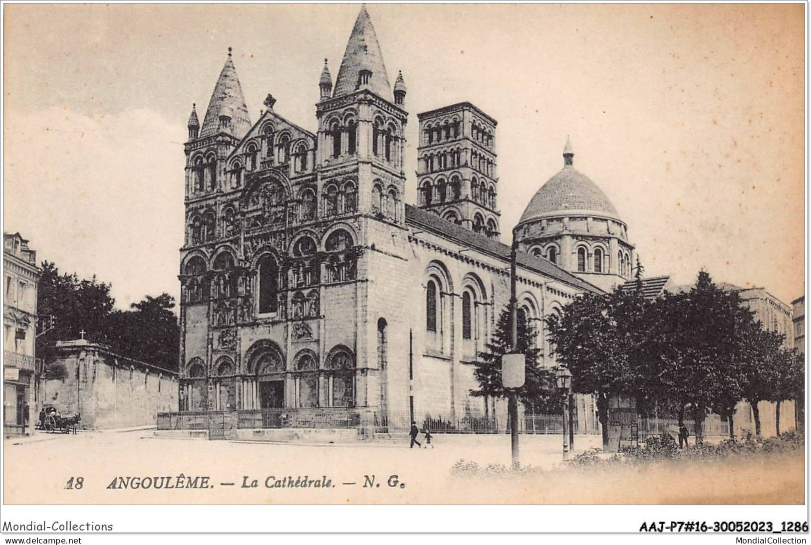 AAJP7-16-0605 - ANGOULEME - La Cathédrale - Angouleme