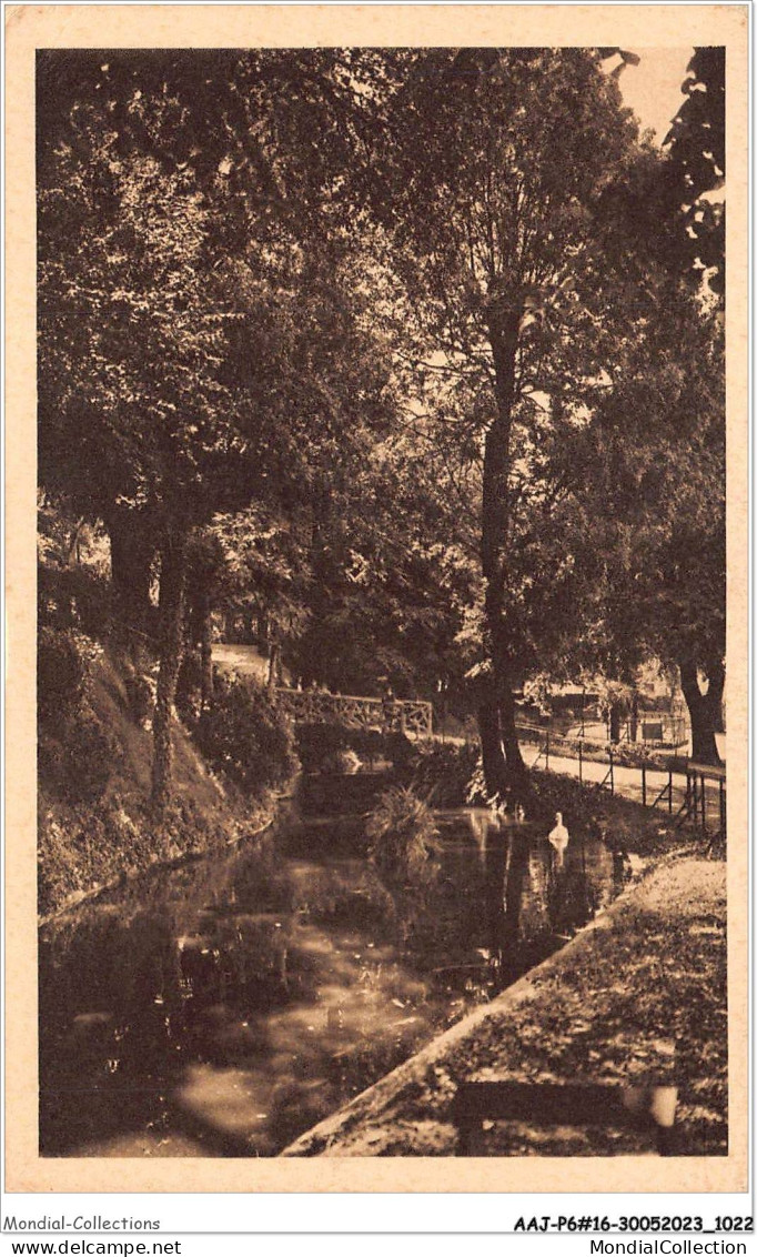 AAJP6-16-0475 - ANGOULEME - Le Jardin Public - Angouleme