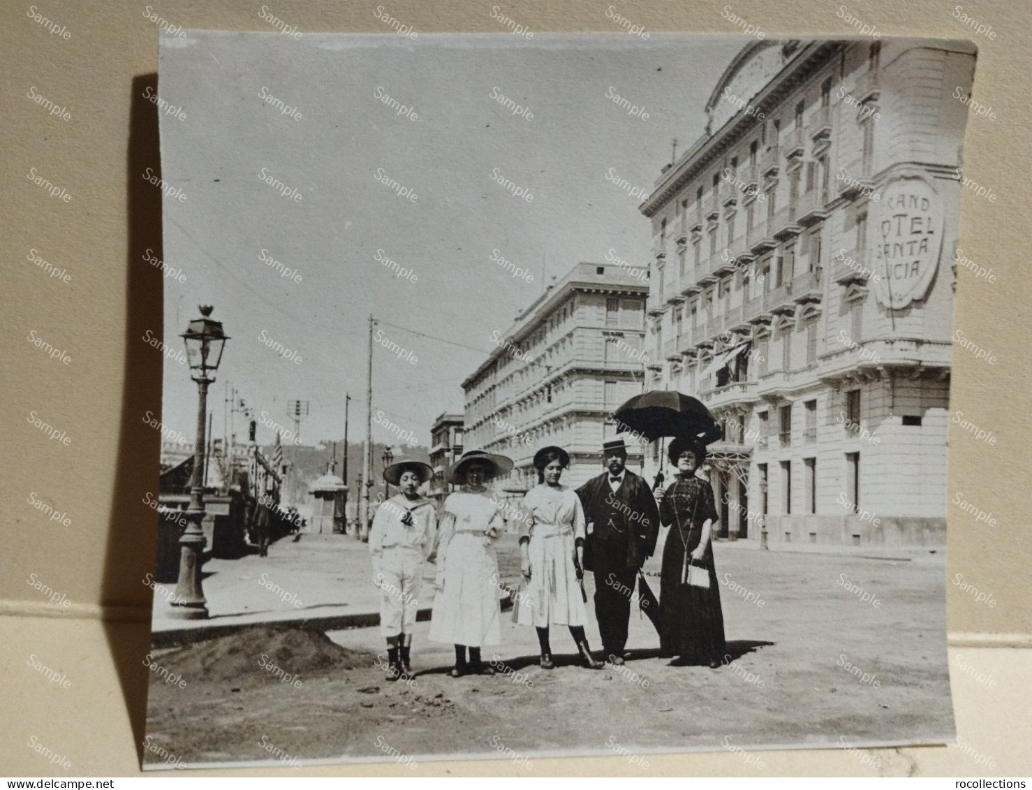 Italia Foto Napoli Da Identificare. Grand Hotel Santa Lucia.  83x75 Mm. - Europe