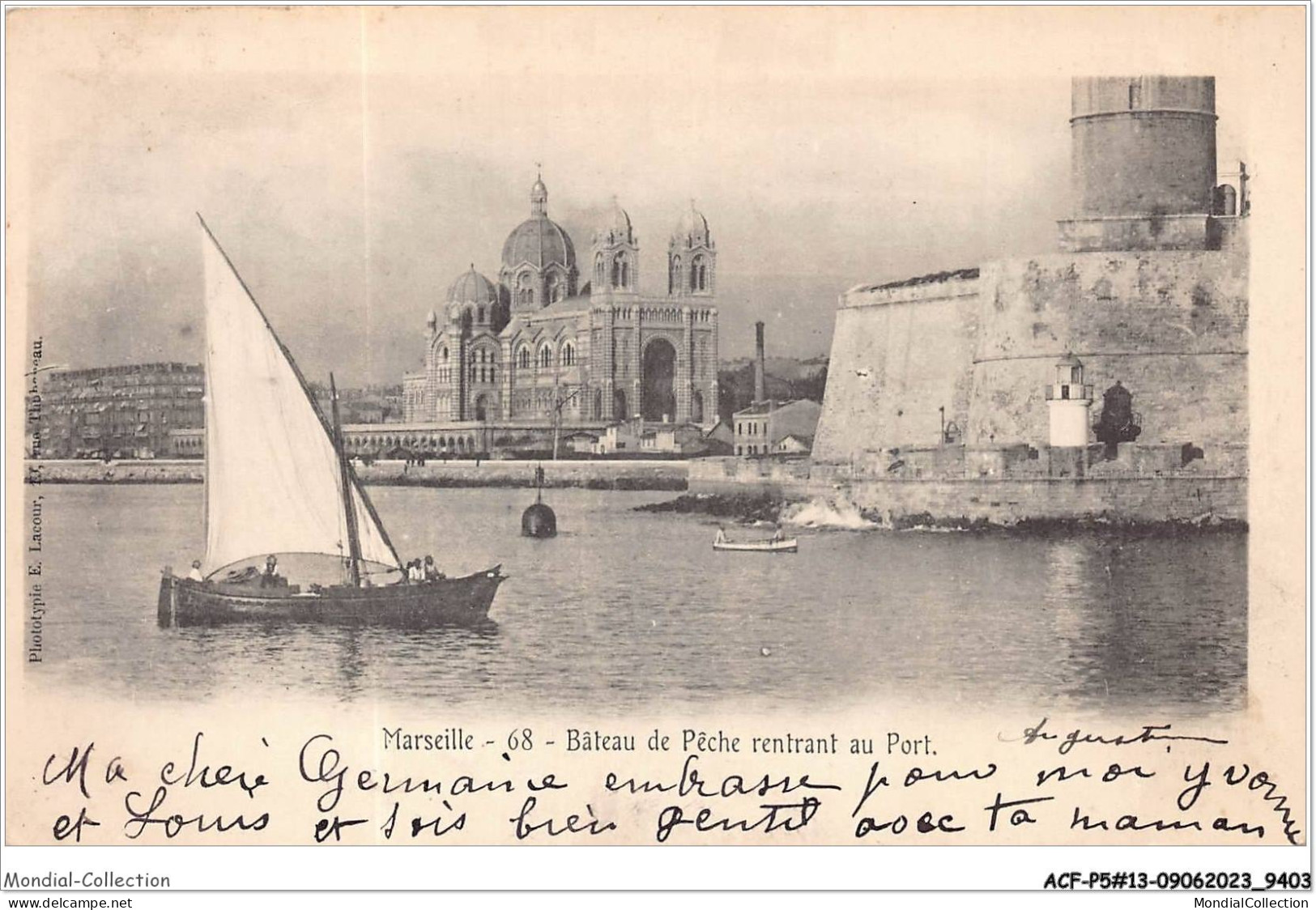 ACFP5-13-0419 - MARSEILLE - La Cathédrale - Bateau De Peche Rentrant Au Port - Joliette, Zona Portuaria