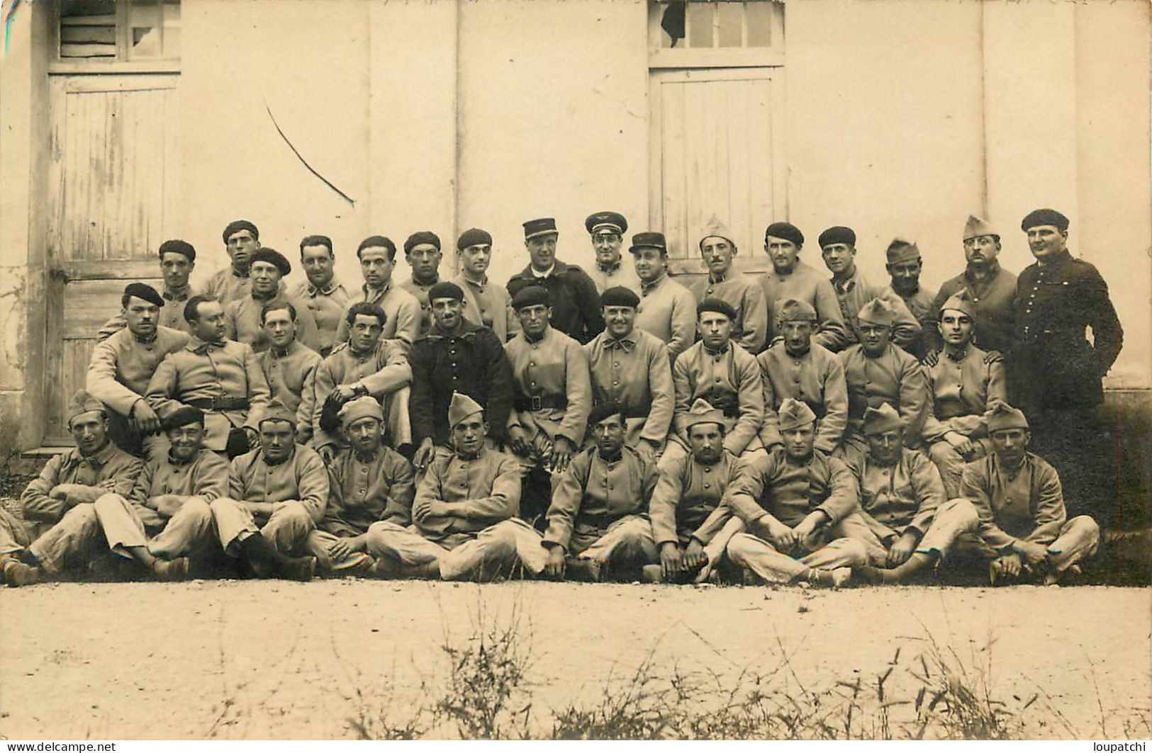 CARTE PHOTO  1930 GROUPE DE MILITAIRES SOUVENIR DE 21 JOURS D ESCLAVAGE - Other & Unclassified