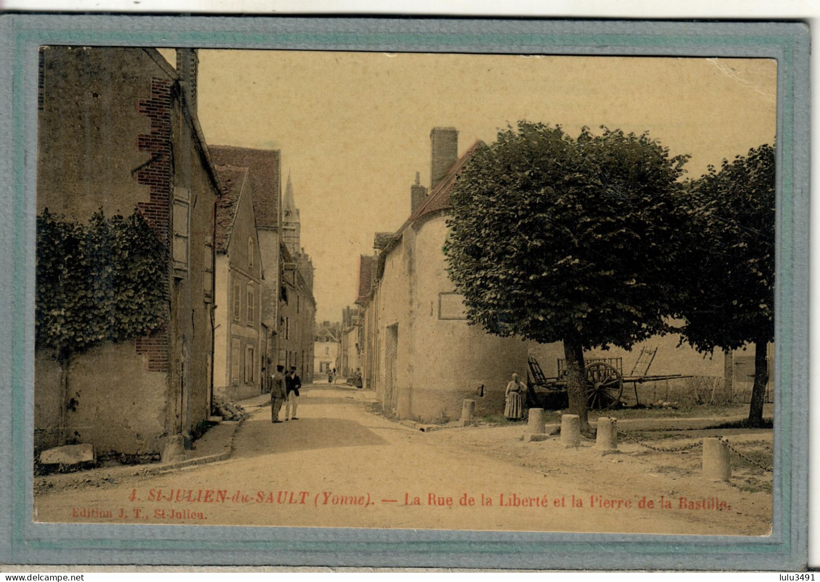 CPA (89) SAINT-JULIEN-du-SAULT - Aspect De La Rue De La Liberté Et La Pierre De La Bastille - Carte Colorisée 1910 - Saint Julien Du Sault