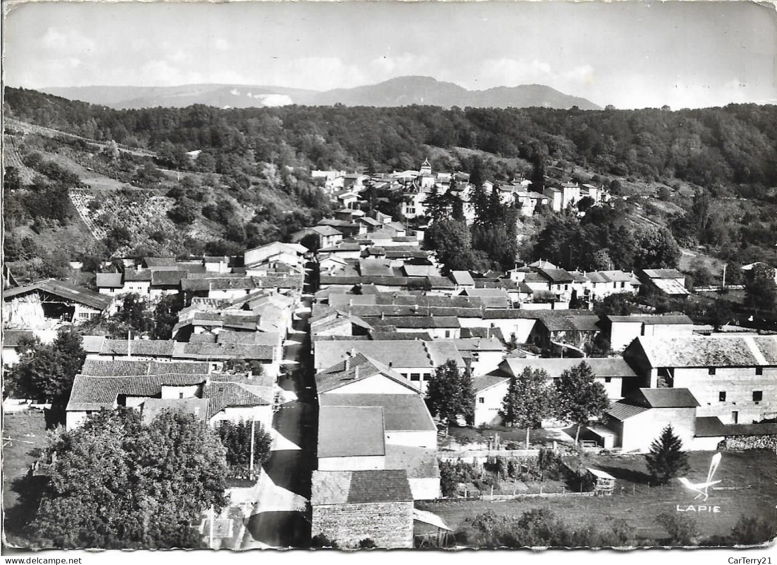 CPSM. 01 AMBUTRIX. VUE PANORAMIQUE AERIENNE. - Non Classés