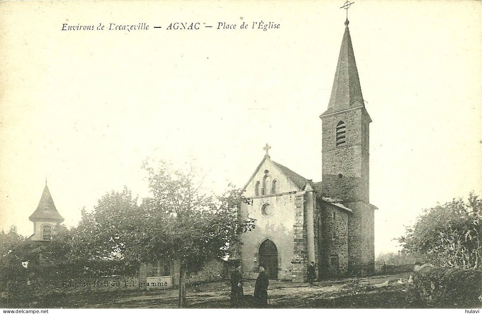 47  AGNAC - PLACE DE L' EGLISE (ref 2579) - Autres & Non Classés