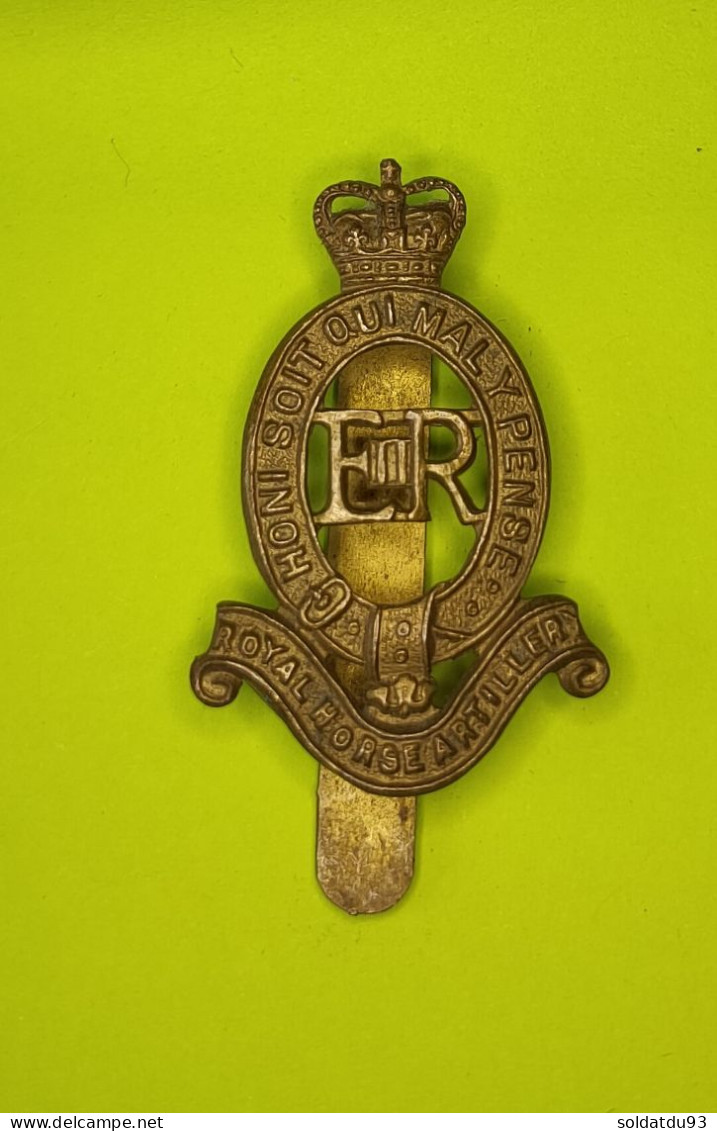 Cap Badge : Royal Engineers - 1939-45
