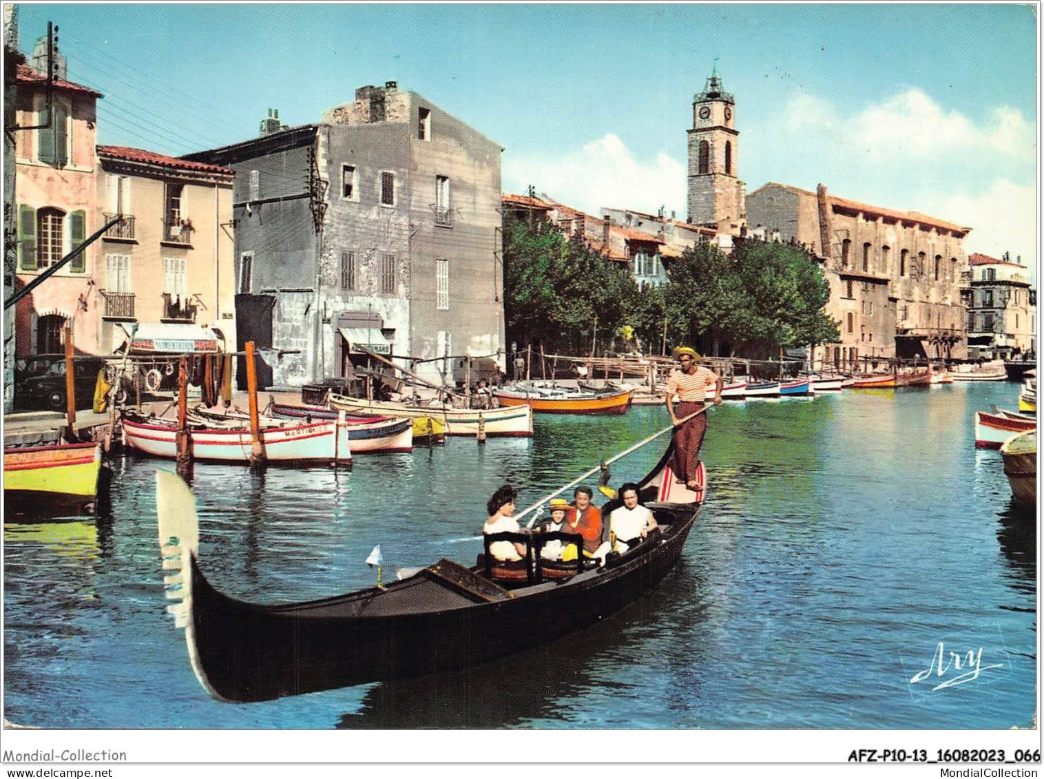 AFZP10-13-0817 - MARTIGUES - La Venise Provençale - En Gondole Sur Le Canal St-sébastien - Martigues