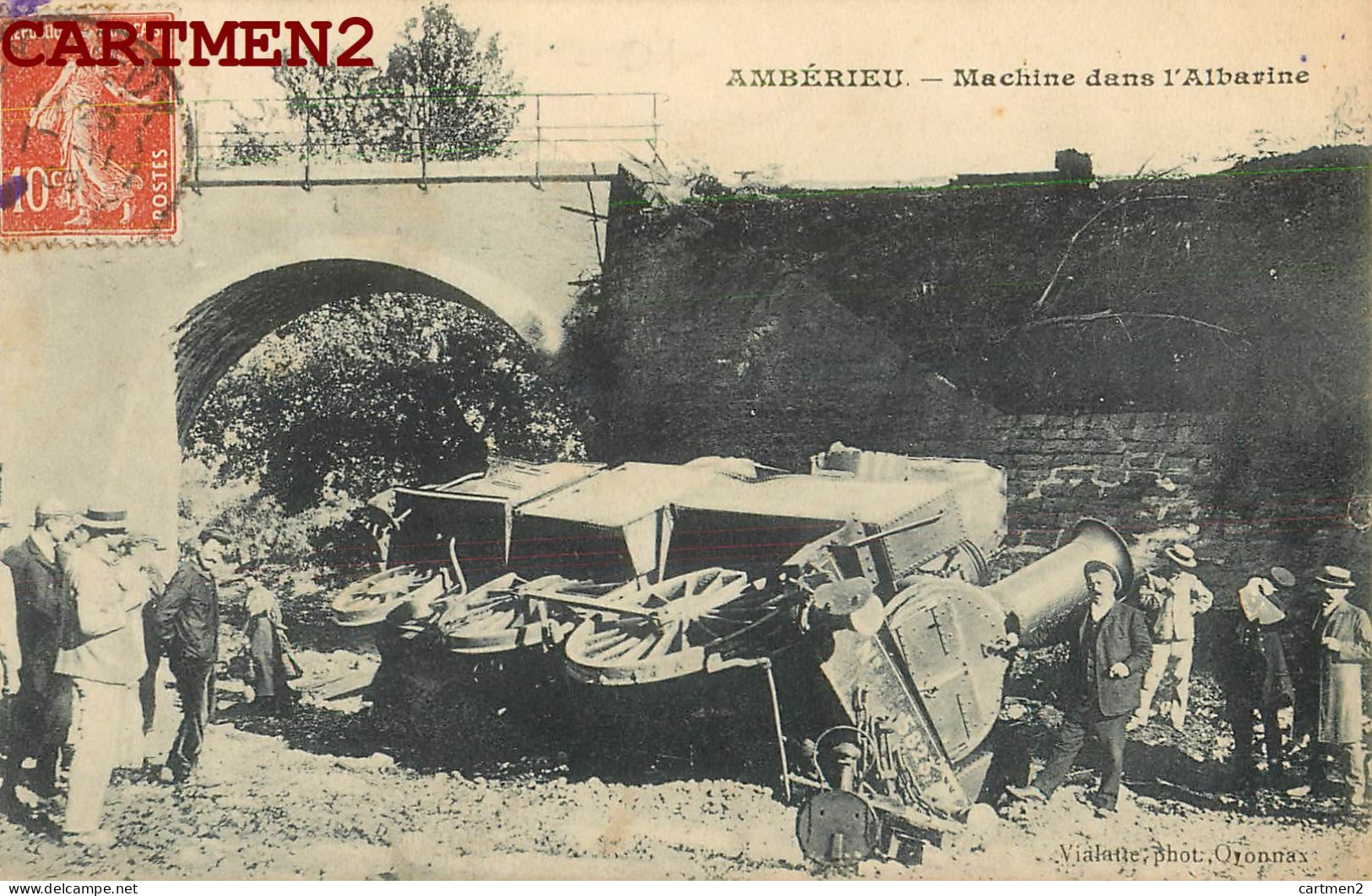 AMBERIEU MACHINE DANS L'ALBARINE ACCIDENT DE TRAIN LOCOMOTIVE 01 AIN - Non Classés