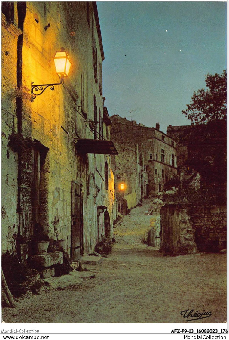 AFZP9-13-0771 - LA PROVENCE - Le Village Des BAUX - Un Des Hauts Lieux De France - Vue De Nuit Rue Porte Eyguières - Les-Baux-de-Provence