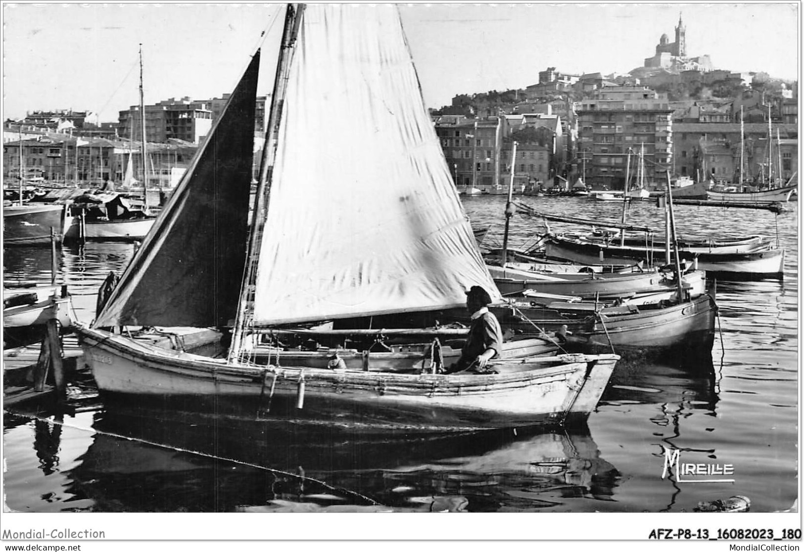 AFZP8-13-0678 - MARSEILLE - Le Vieux Port Et Notre-dame De La Garde - Old Port, Saint Victor, Le Panier