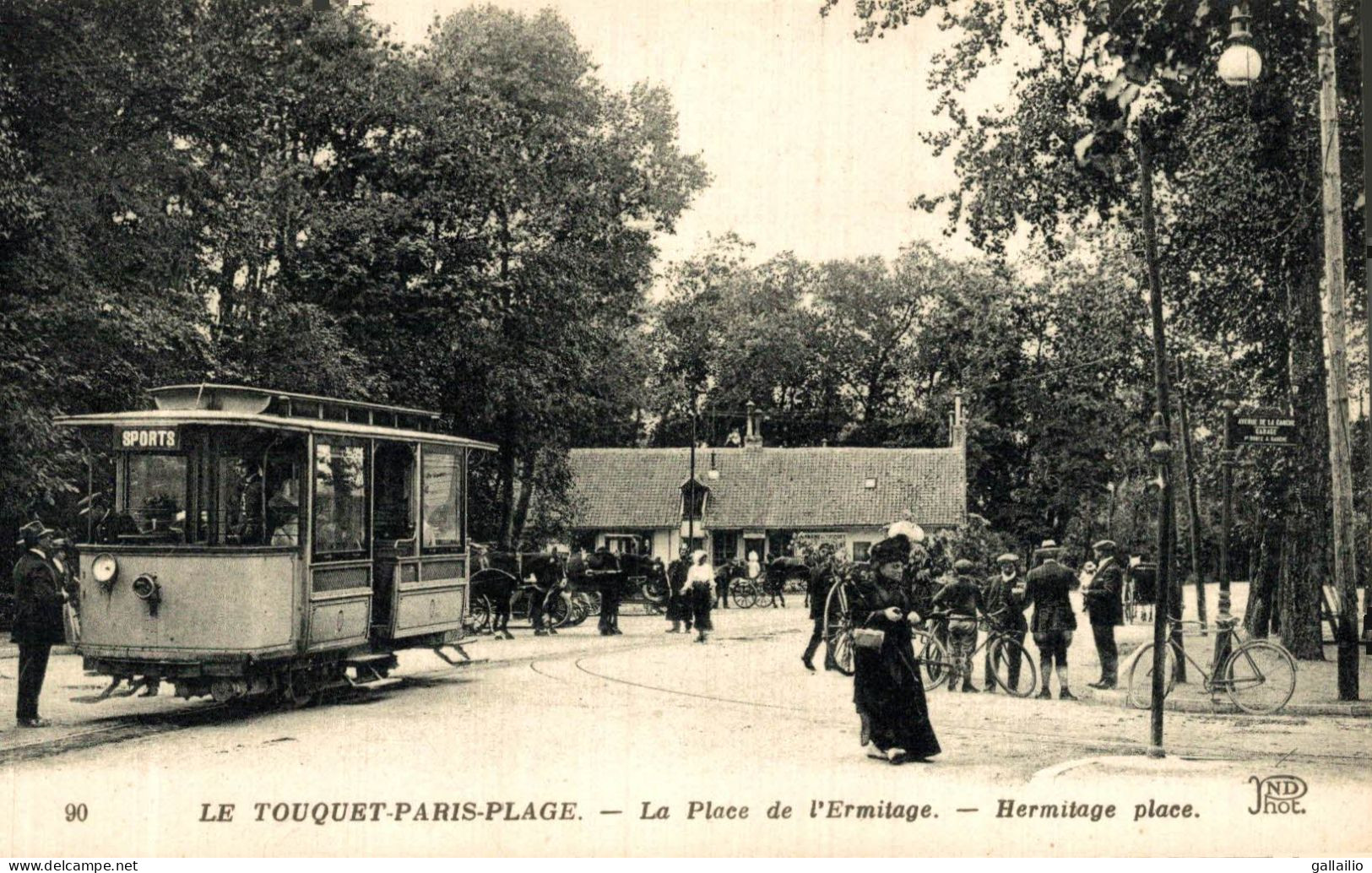 LE TOUQUET PARIS PLAGE LA PLACE DE L'ERMITAGE - Le Touquet