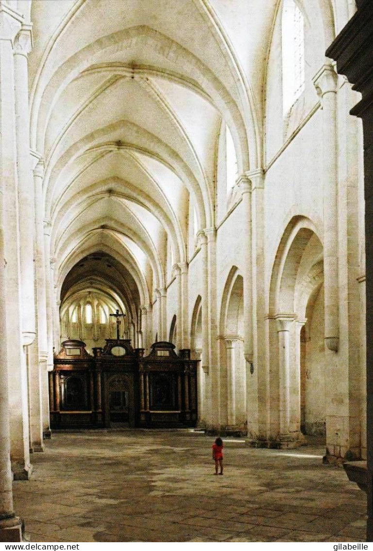 89 - Yonne - PONTIGNY - L Abbaye - La  Nef - Pontigny