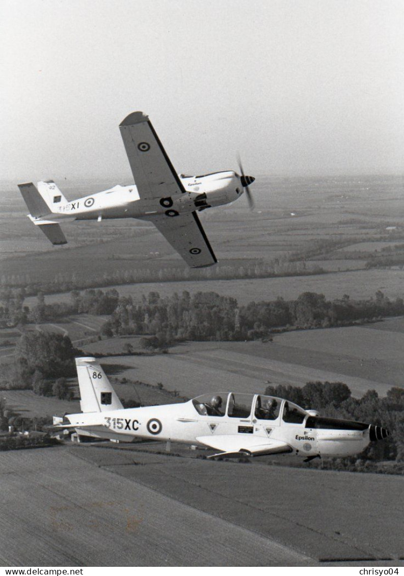 4V5Hys    Grande Photo Originale (Dim: 17.5cm X 12.5cm) Avions Socata TB 30 En Vol - 1946-....: Ere Moderne