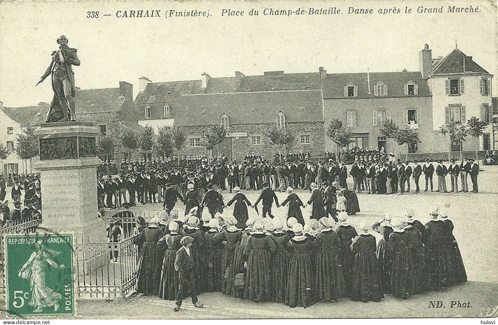 29  CARHAIX - PLACE DU CHAMP DE BATAILLE - DANSE APRES LE GRAND MARCHE (ref 2541) - Carhaix-Plouguer