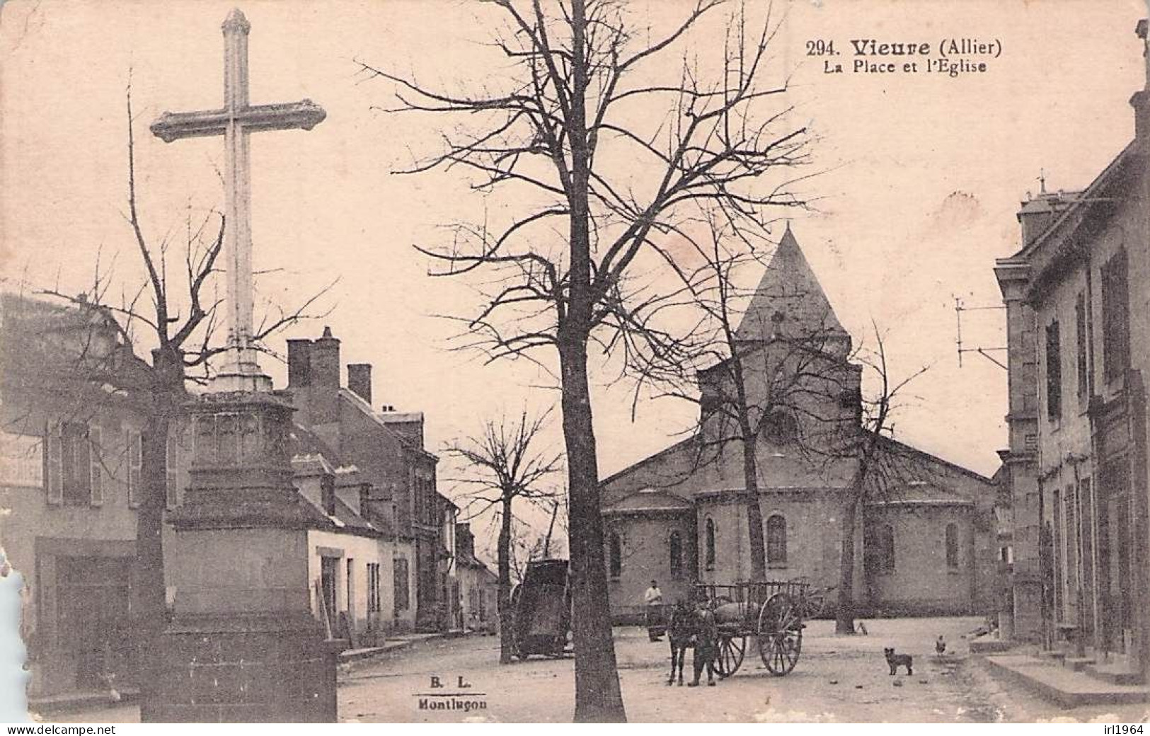 VIEURE LA PLACE ET L'EGLISE 1916 - Autres & Non Classés