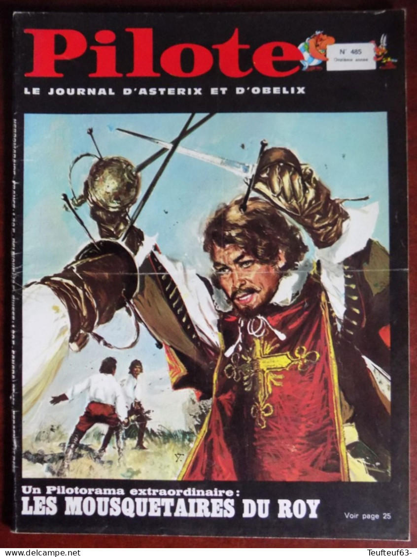 Pilote N° 485 Avec Pilotorama " Prise De La Demi-lune De La Porte De Tongres Par Les Mousquetaires Du Roy " - Pilote