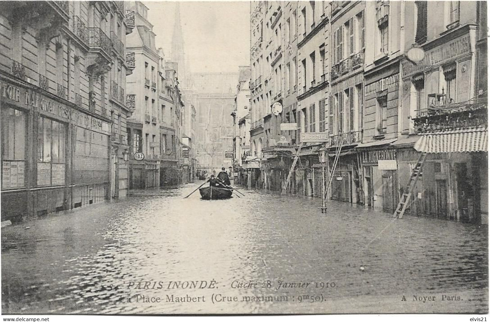 PARIS Crue De Janvier 1910. Place Maubert - Paris Flood, 1910