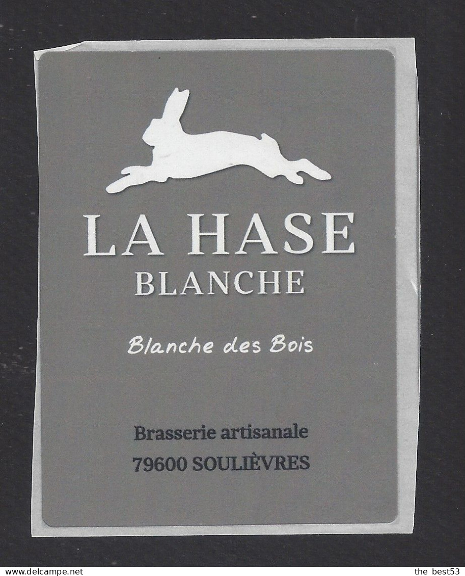 Etiquette De Bière Blanche  -  Des Bois -  Brasserie La Hase  à  Airvault   (79) - Beer