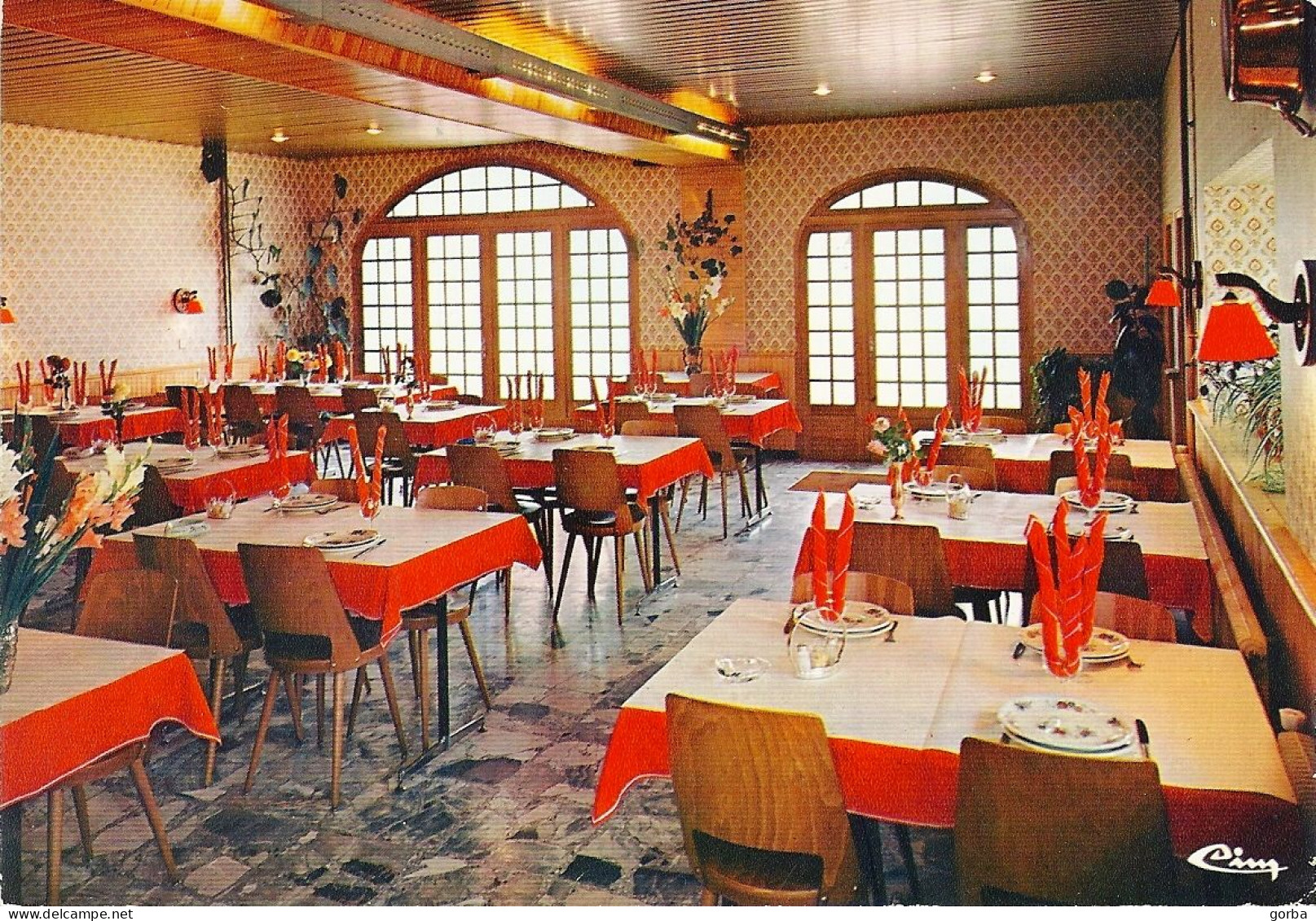 *CPM - 70 - LOULANS Les FORGES - Hôtel, Restaurant Du Commerce - La Salle De Restaurant - BOICHOT Propriétaire - Autres & Non Classés
