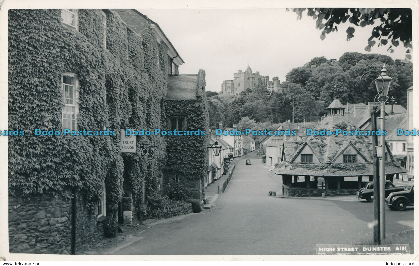 R003778 High Street. Dunster. Blackmore. 1960 - Monde