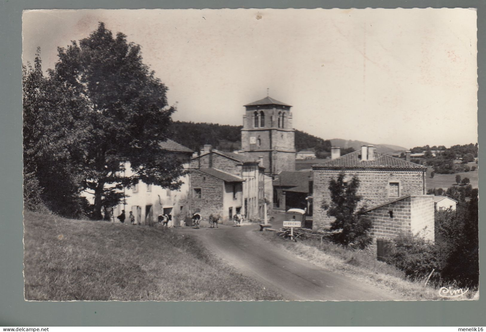 CP - 42 - Verrières-en-Forez - Entrée Du Village - Autres & Non Classés