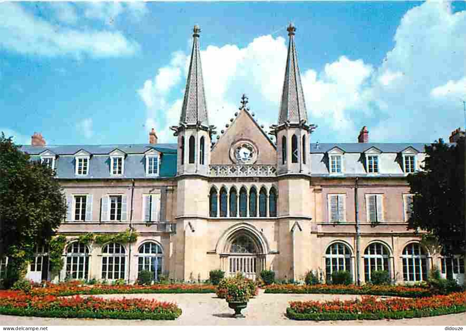 58 - Nevers - Le Couvent Saint Gildas - La Chapelle Coté Jardin Intérieur - Fleurs - Carte Neuve - CPM - Voir Scans Rect - Nevers