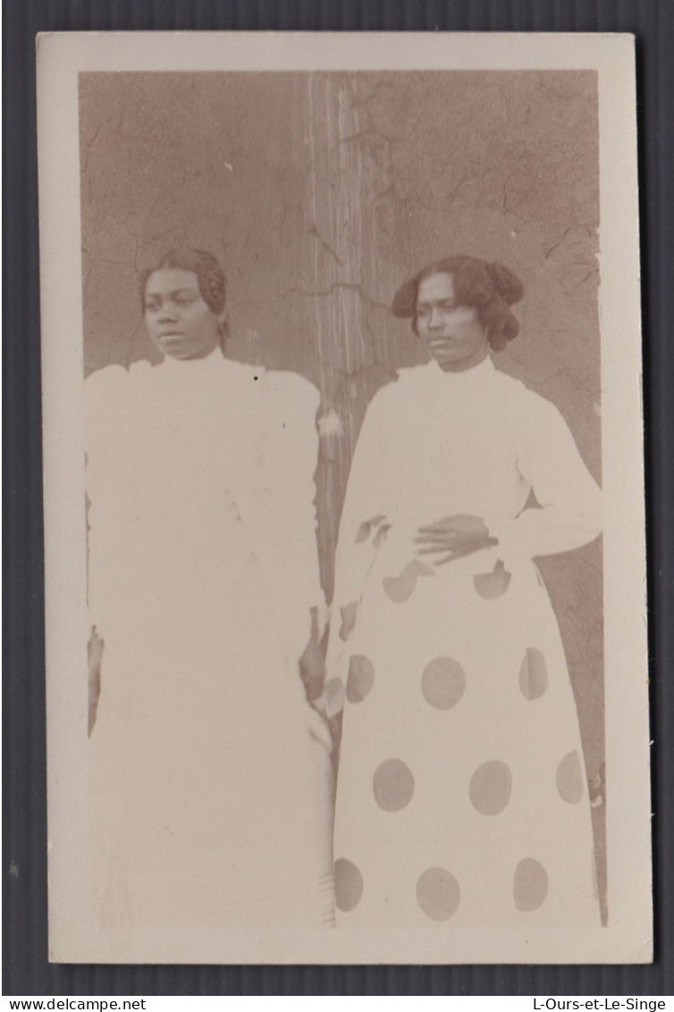 Madagascar - Deux Femmes Betsimisaraka - Carte-Photo 1903 - Madagascar