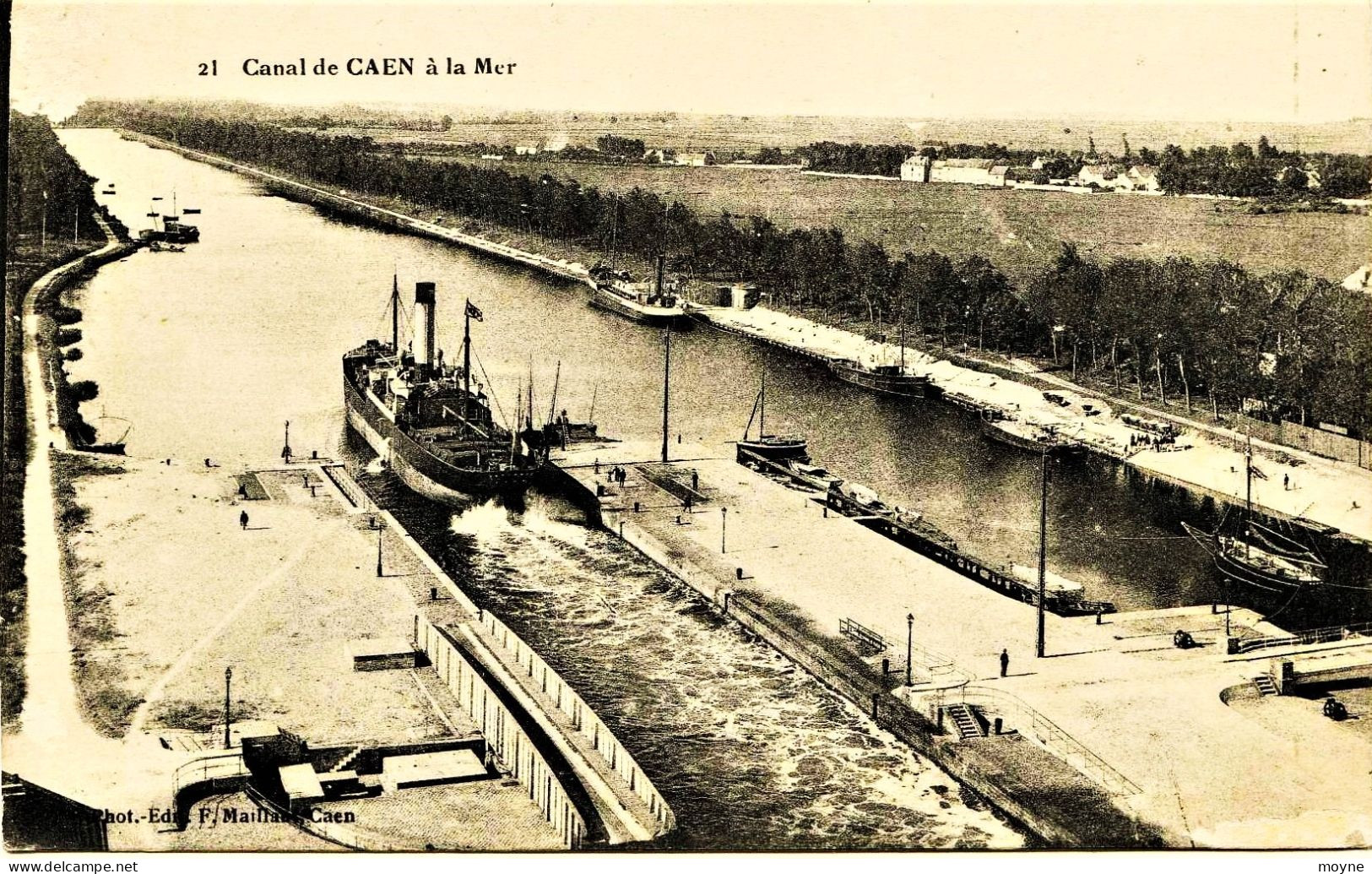 2461- Calvados - CAEN  ;  Canal De Caen à La Mer   Circulée En 1918 - Non Classés