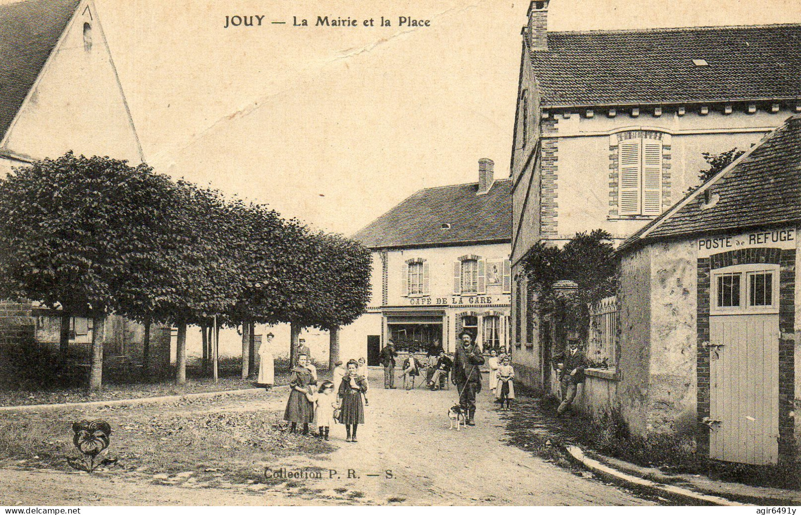 - JOUY (89) - La Mairie, La Place Et Le Poste De Refuge  (animée)  -27055- - Autres & Non Classés