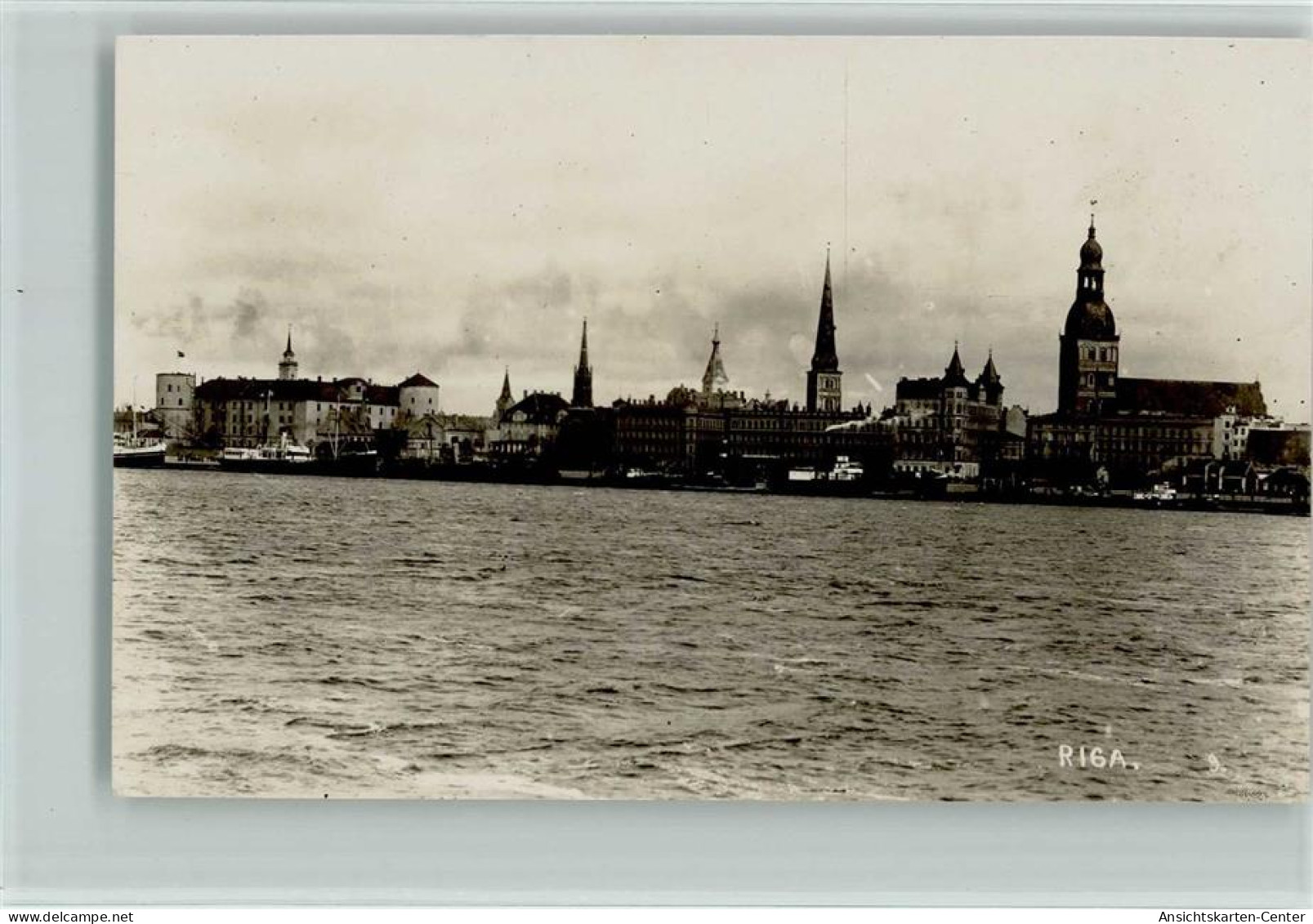 10151811 - Riga - Lettonie