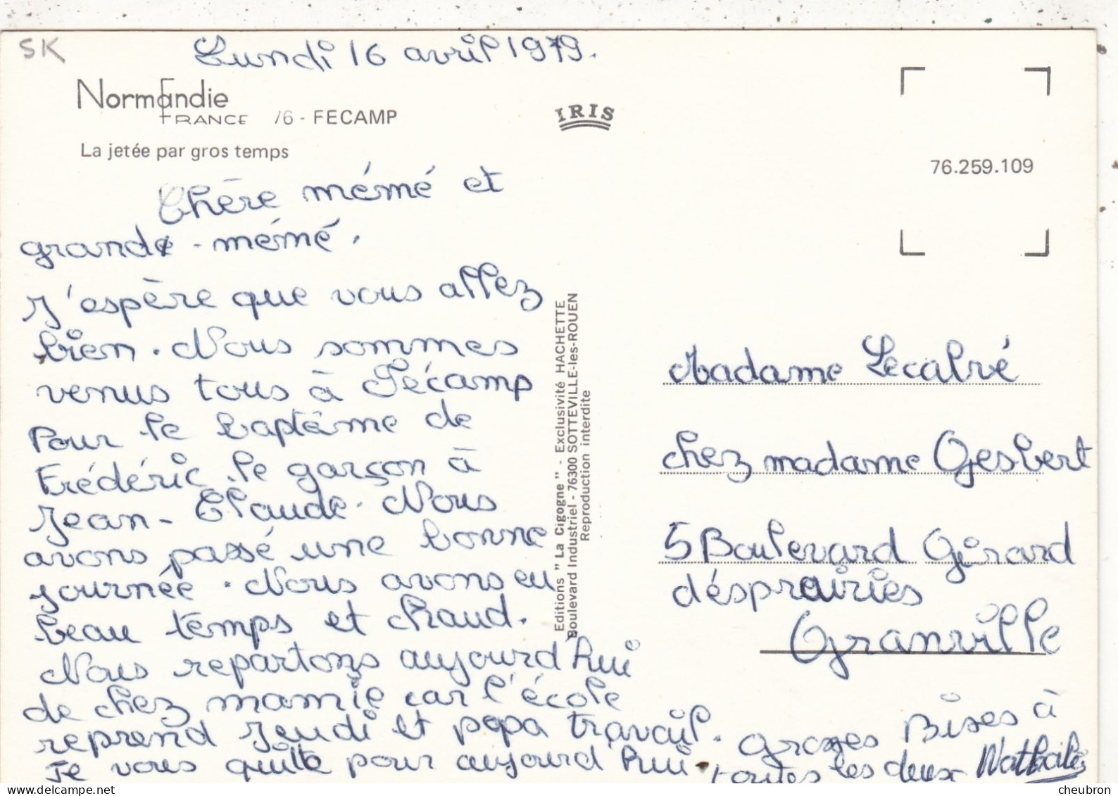 76. FECAMP. CPSM. LA JETEE PAR GROS TEMPS.  + TEXTE ANNEE 1979 - Fécamp