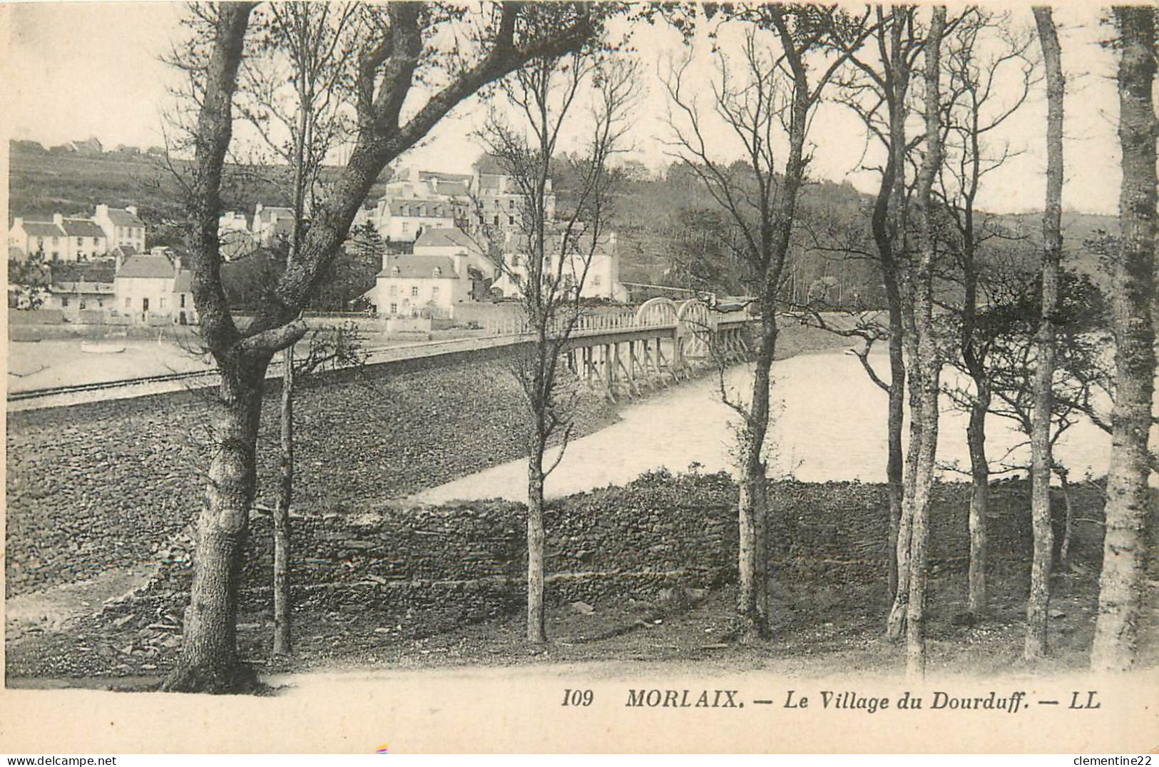 Morlaix , Le Village Du Dourduff  ( Scan Recto Et Verso) - Morlaix