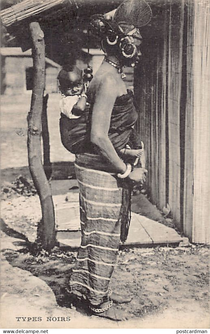 Guinée Conakry - Types Noirs - Femme Foula Transportant Son Enfant - Ed. Inconnu  - Guinea
