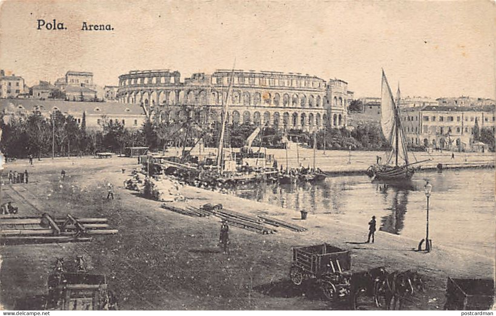 Croatia - PULA Pola - Arena - SEE SCANS FOR CONDITION - Croatie